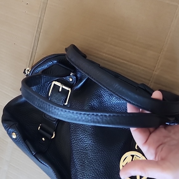 Michael Kors black leather Lattington satchel purse - Picture 12 of 14